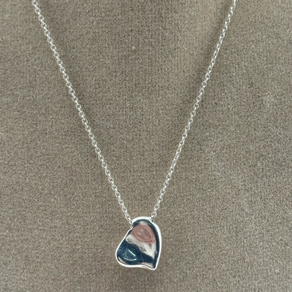 Tiffany & Co. Silver Minimalist Heart Pendant Necklace - Picture 5 of 5